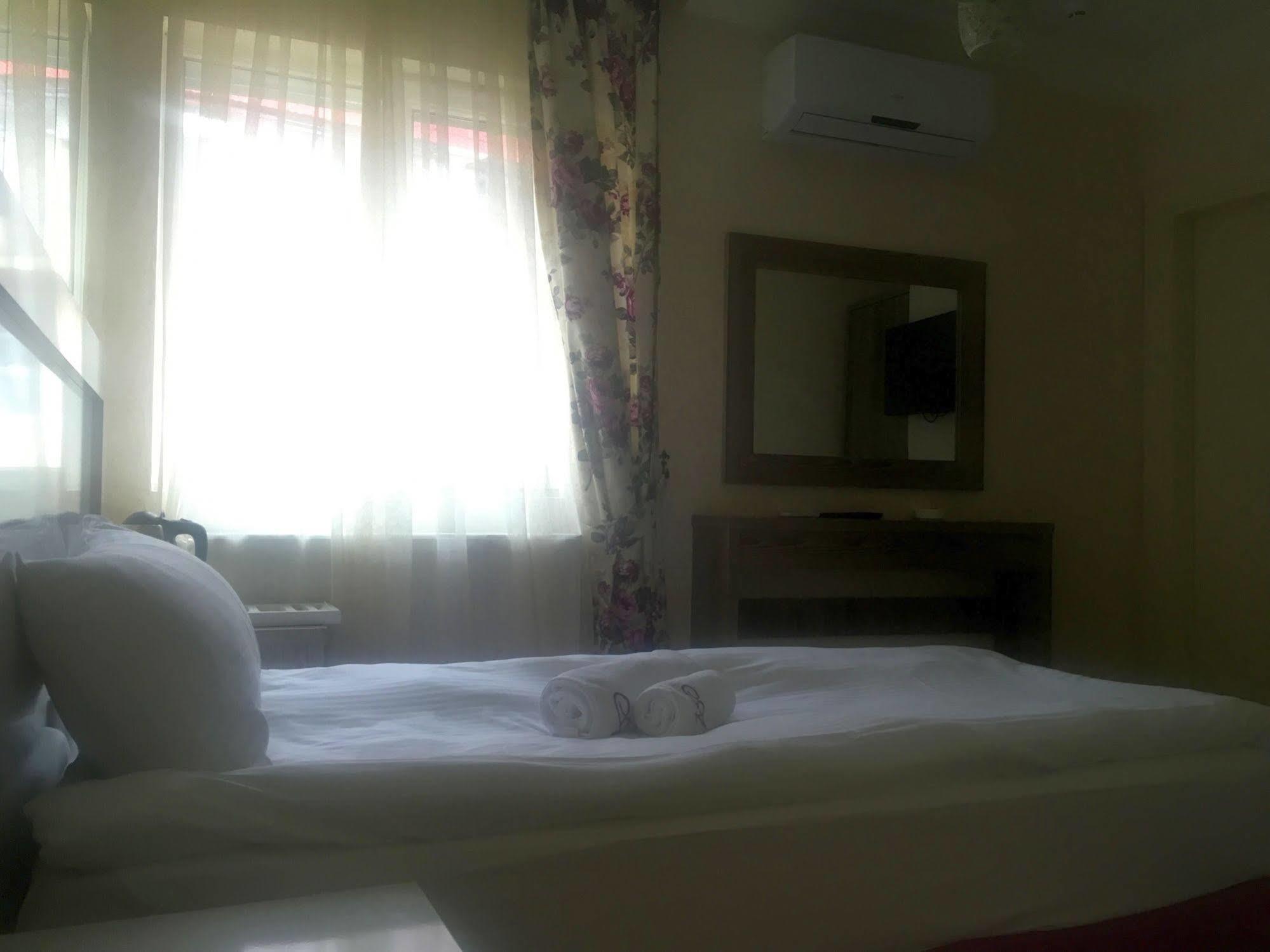 Adjara Boutique Hotel Batumi Exterior foto